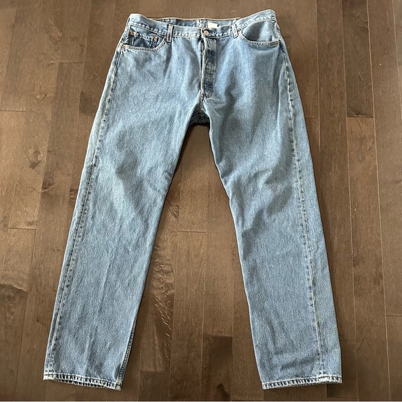 Levi's Other - Vintage 2001 Levi's Men's 501 Button Fly 40X34